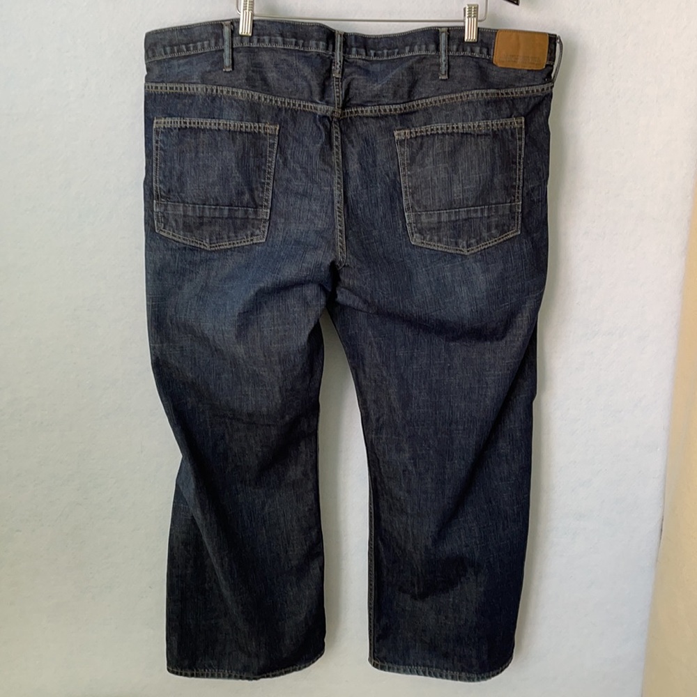 Old Navy Dark Wash Loose/Ample Straight Leg Jeans - Picture 6 of 12